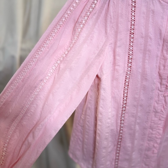 Avara Pink Long Sleeve Ruffled Button Up Blouse Top Size Small - Picture 4 of 8